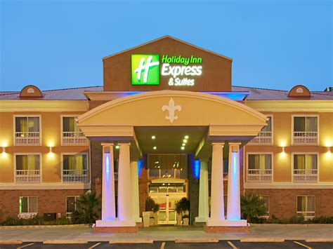 Holiday Inn Express & Suites Alexandria Hotel by IHG