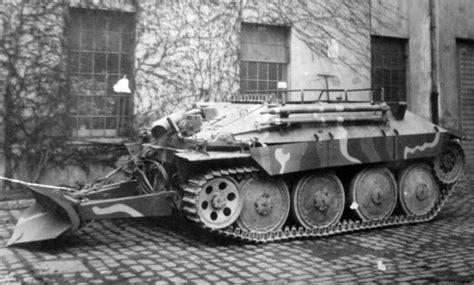 Mighty Little Destroyer of Tanks - The German "Hetzer" Jagdpanzer 38(t ...