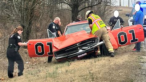 'Dukes of Hazzard' 'General Lee' wrecked in Missouri | Fox News