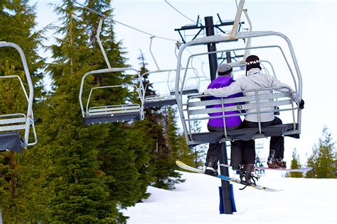 Ski Bluewood Opens Friday For People Seeking Snow