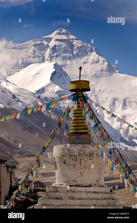 Mount Everest and Rongbuk Monastery, Everest region, Tibet. Tibetan ...