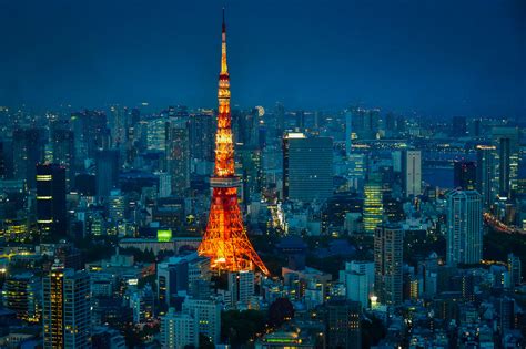 View of Tokyo Tower at Night from Tokyo City View at Roppo… | Flickr