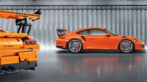 A Porsche 911 GT3 RS made of 2,704 parts - Porsche Newsroom