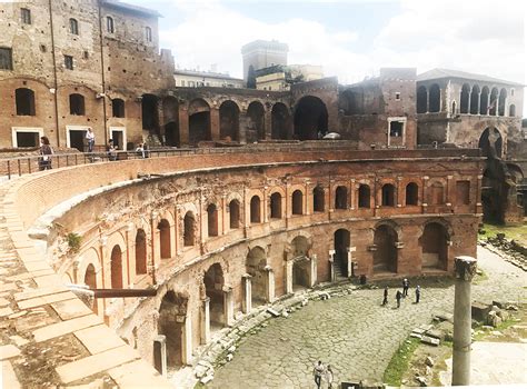 a shopping mall in ancien Rome: Trajan market -vavitour