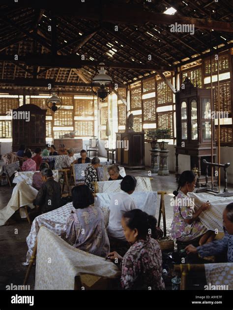 BATIK WORKSHOP INDONESIA Stock Photo - Alamy