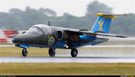 60125 - Sweden - Air Force SAAB SK 60 at Fairford | Photo ID 1532423 ...