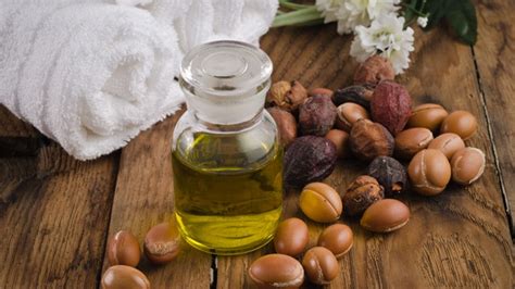 Argan Oil Benefits, Uses, and Side Effects to Be Aware Of