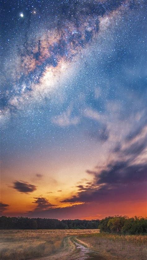 milky way night sky stars iPhone Wallpapers Free Download