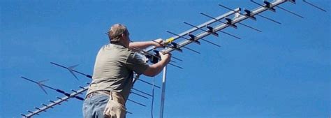 Outdoor TV antenna installers • /r/antennasporn | Tv antenna, Tv aerials, Commercial electrician