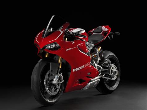 DUCATI 1199 Panigale R (2012-2013) Specs, Performance & Photos ...