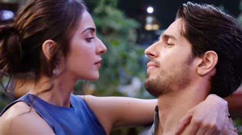 Thank God - Dil De Diya Hai Song Lyrics Starring Sidharth Malhotra And Rakul Preet Singh