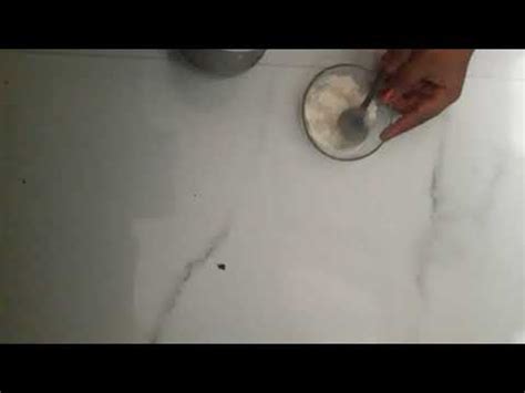 How to do strong glue with Maida. - YouTube