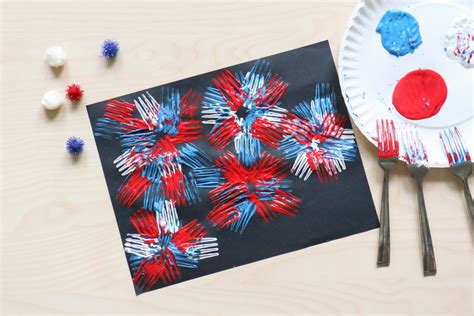 Fork Stamped Fireworks Craft - Toddler at Play