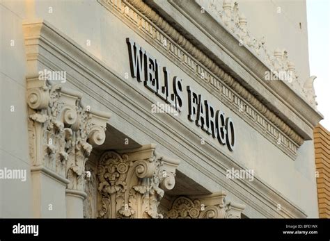 Starbucks exterior / sign Stock Photo - Alamy