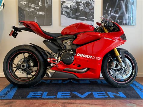 DUCATI 2016 1299 S **SOLD** | Eleven Motorsports