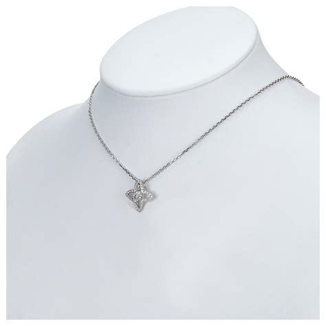 Louis Vuitton Silver Quatrefoil Diamond Necklace Silvery Metal ref.202477 - Joli Closet