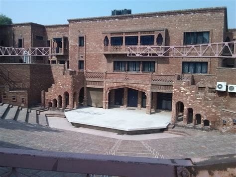 Kinnaird College for Women, Lahore - Talib ilm