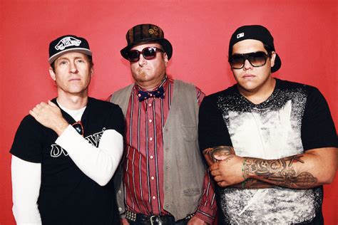 Sublime with Rome - Sirens (Album Review) - Cryptic Rock