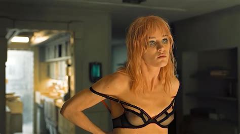 "Mackenzie Davis : Blade Runner 2049" : r/ScifiBabes