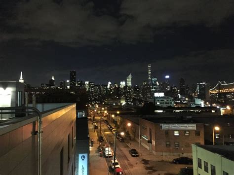 "Terasse/ Rooftop" LIC Hotel (Long Island City) • HolidayCheck (Bundesstaat New York | USA)