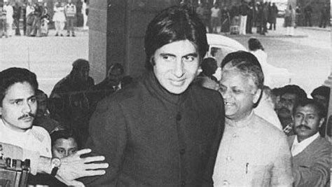 Amitabh Bachchan Had Confessed That Rajiv Gandhi Was His Best Friend ...