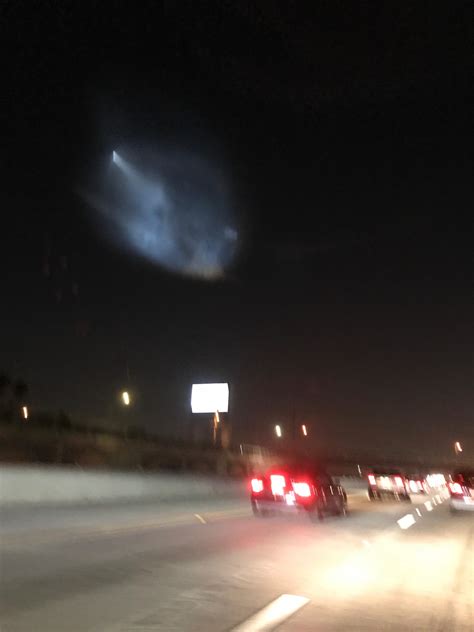 SpaceX rocket launch in LA : r/mildlyinteresting