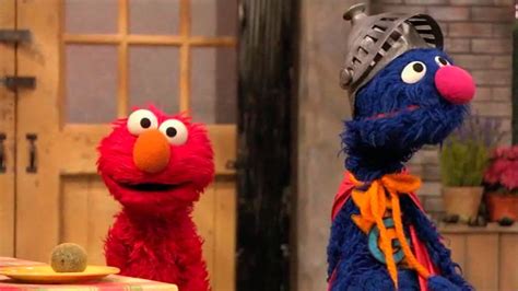 Super Grover and Elmo | Sesame street muppets, Grover muppets, Elmo world