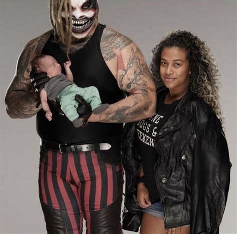 Bray Wyatt as "The Fiend" with partner JoJo & son Knash💕🙏 | Wwe couples ...