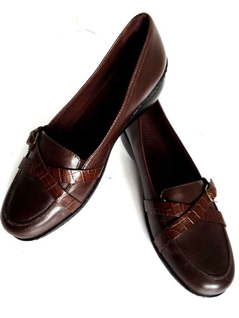 Clarks Womens Brown Leather Slip On Close Toe Flats Causal Loafer Shoes ...