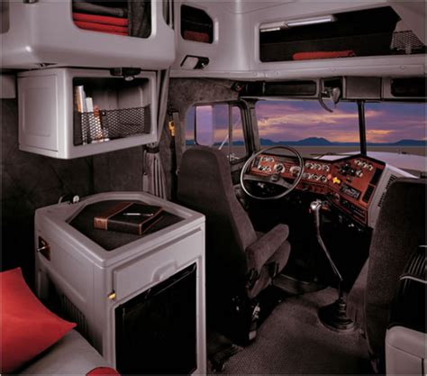 TopWorldAuto >> Photos of Freightliner Classic XL - photo galleries