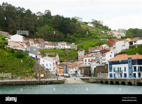 Cudillero spain hi-res stock photography and images - Alamy