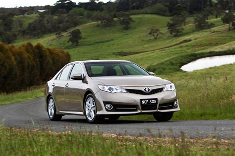 Toyota Camry Review - photos | CarAdvice