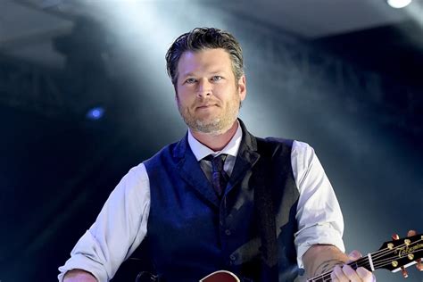 Blake Shelton: Awards Shows Are 'Beginning to Lose Credibility'