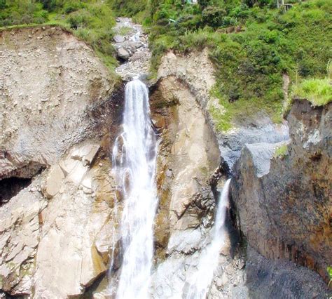 Agoyán Waterfall in Baños: 5 reviews and 5 photos