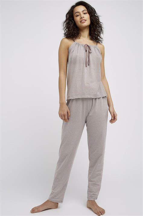 20 Best Affordable Organic Cotton Pajama Brands | Panaprium