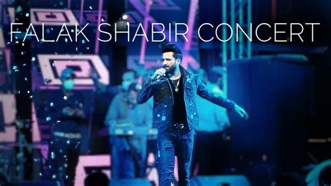 Falak Shabir Concert + Songs | Live Event At Xinhua Mall | Lahore Pakistan - YouTube