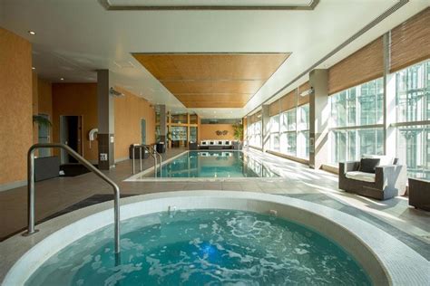 Auckland Hotels With Pool | View Auckland