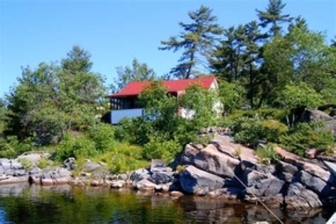 French River Lodge - Northeastern Ontario Canada