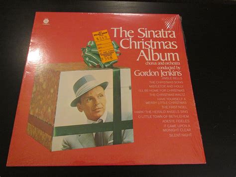 Frank Sinatra - Frank Sinatra - The Christmas Album - Amazon.com Music