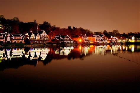 Boathouse Row to turn its lights back on March 7 | PhillyVoice