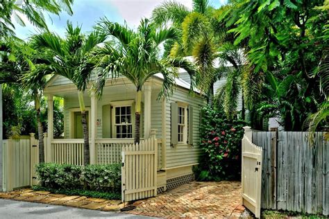 Enchanting seaside cottage w/private pool & prime location - Houses for Rent in Key West ...