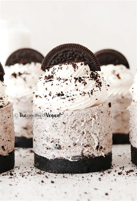 Mini No-Bake Oreo Cheesecakes | The Little Blog Of Vegan