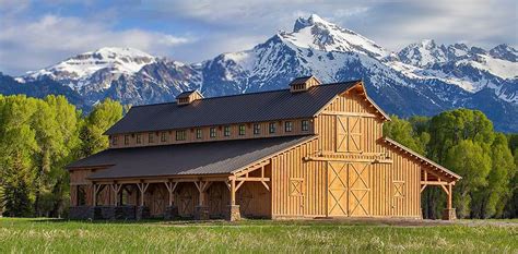 example traditional Great Plains Western Horse Barn Project by Sand Creek Post and Beam Barn ...