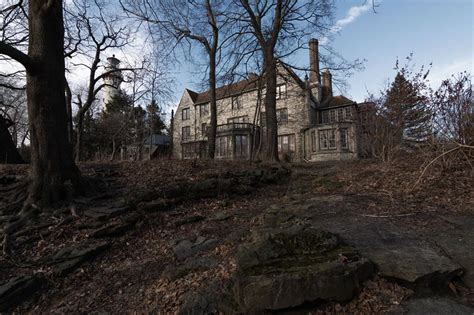 Inside creepy abandoned mansions around the world | loveproperty.com