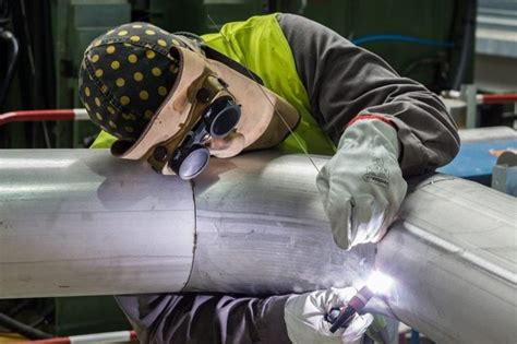 How to Get into Pipeline Welding: A Step-by-Step Guide | WaterWelders