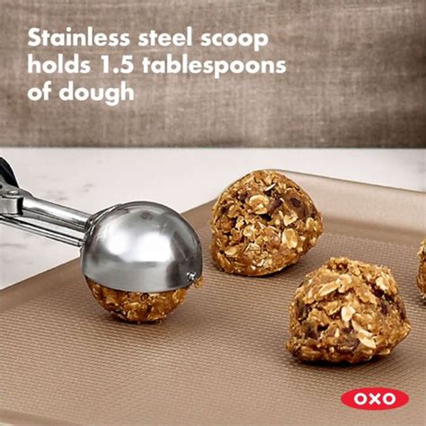 OXO Medium Cookie Scoop (1.5 Tablespoons) – The Cook's Nook