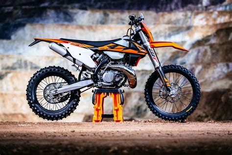 Review: 2018 KTM 250 EXC TPI - MotoOnline.com.au