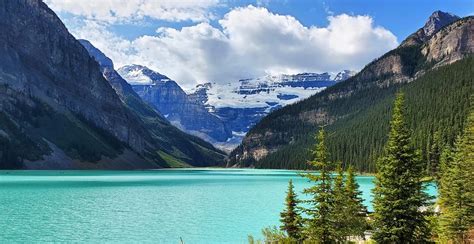 16 Top-Rated Tourist Attractions in Alberta | PlanetWare