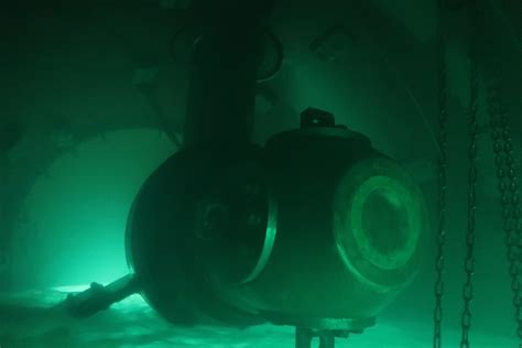 Underwater bow thruster operation in Algeciras - Hydrex