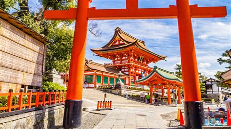 The Legend of Fushimi Inari Shrine in Kyoto, Japan